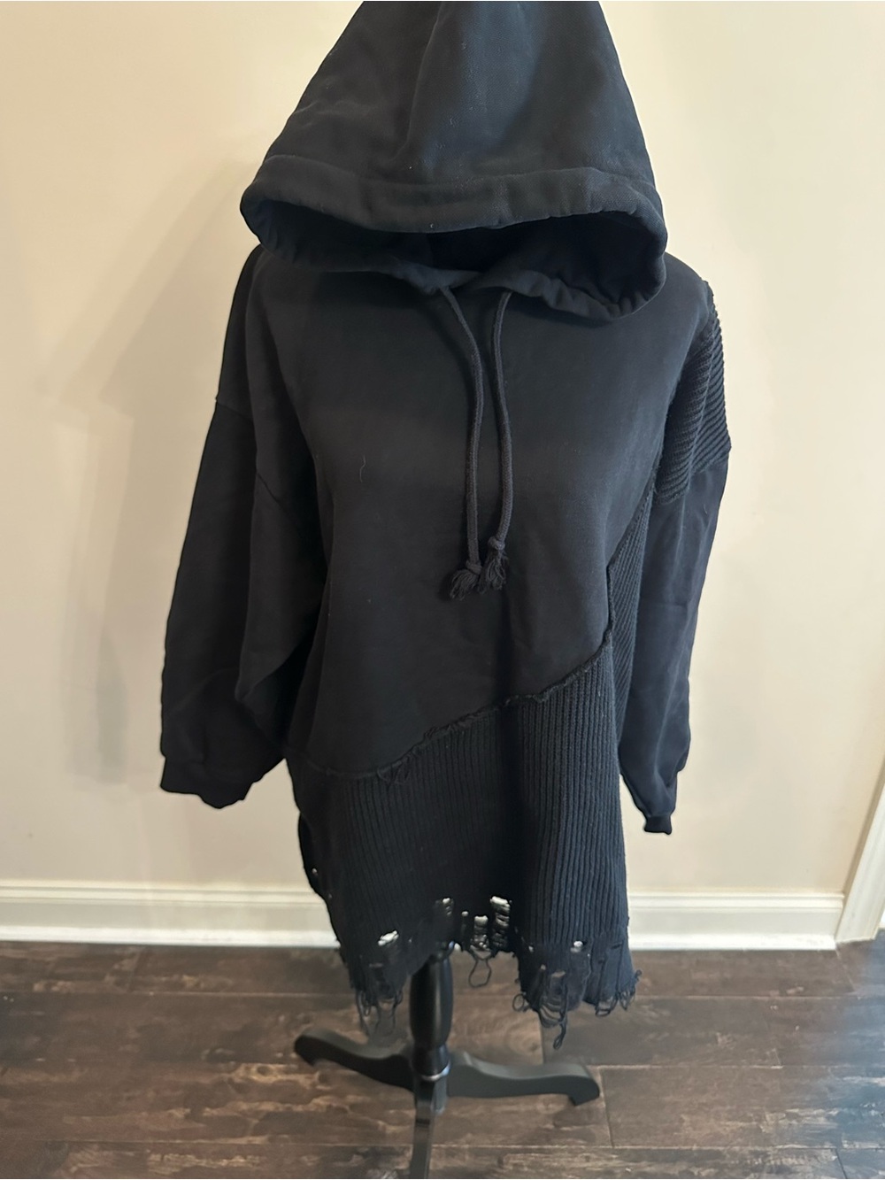Zara Black Hooded Distressed Knit-Sweater for Women- pre loved